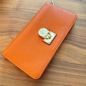 Michael Kors Hamilton Traveler Large Zip Around Wallet Leather Tangerine